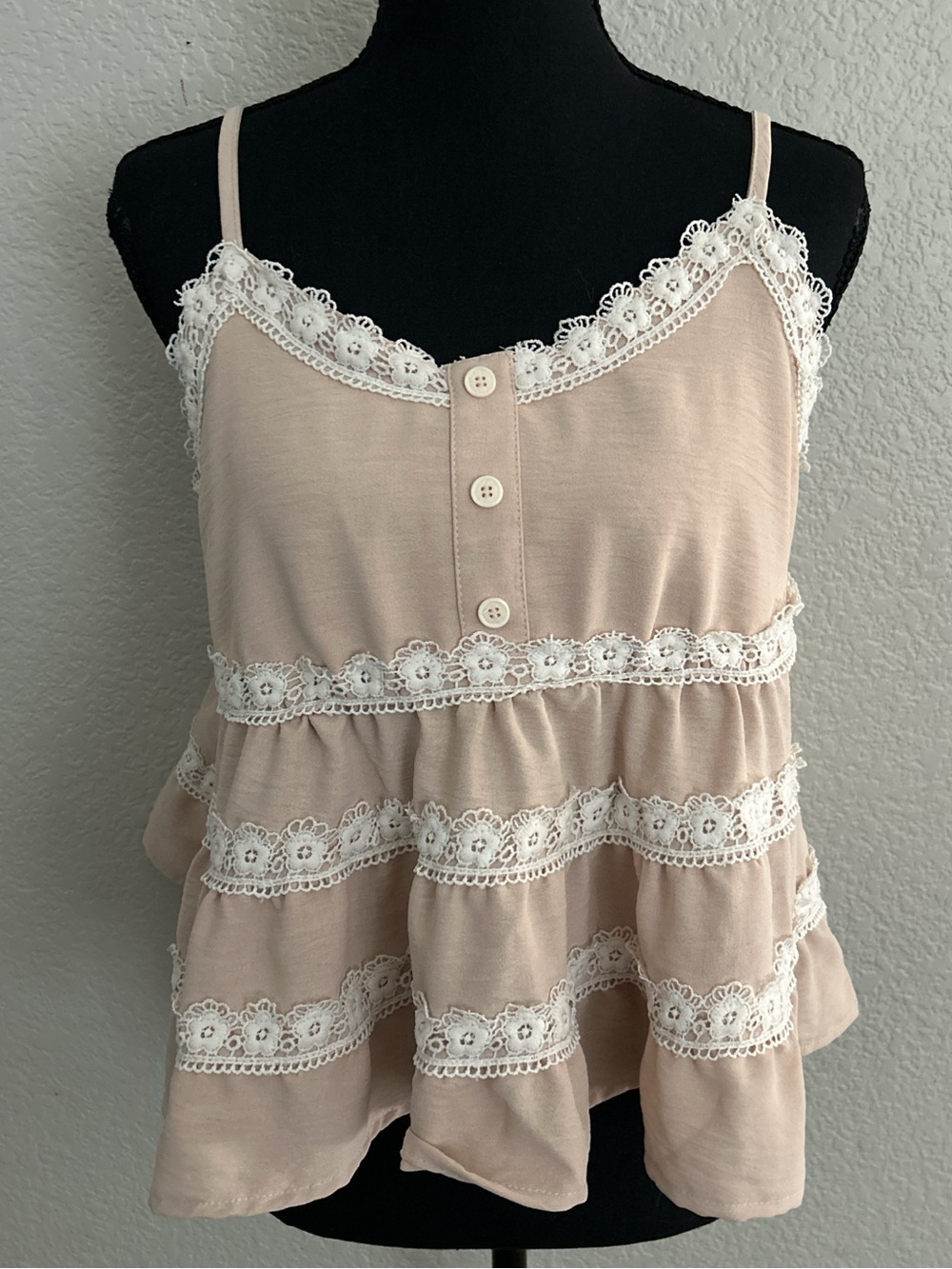 ROMWE Beige Lace-Trim Tiered Spaghetti Strap Camisole